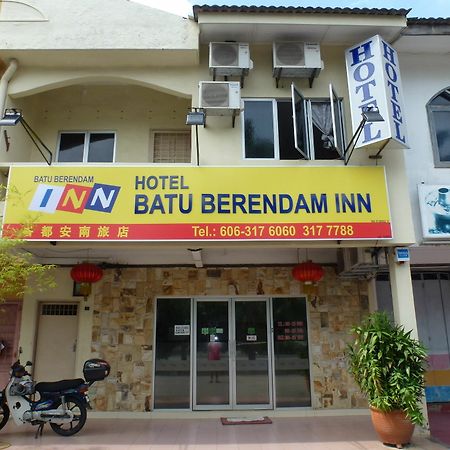Batu Berendam Inn Kampong Sungai Putat Экстерьер фото